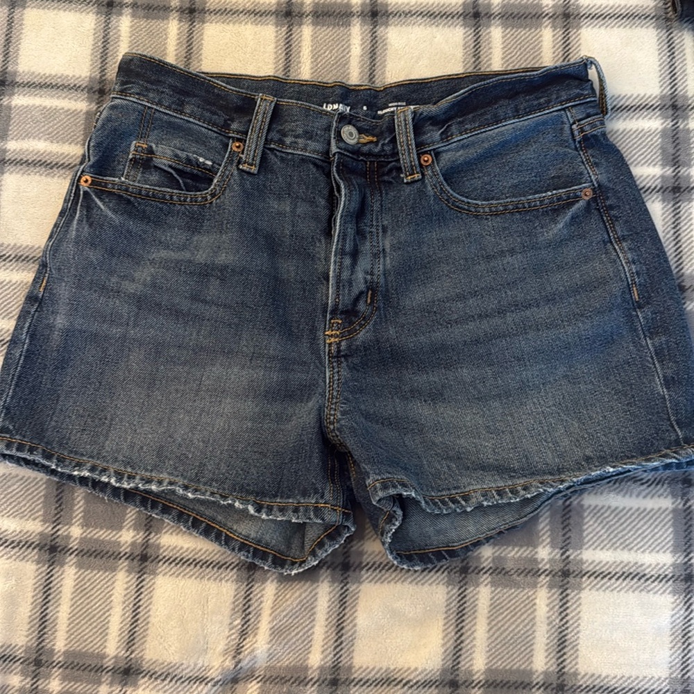 High rise dark wash denim shorts